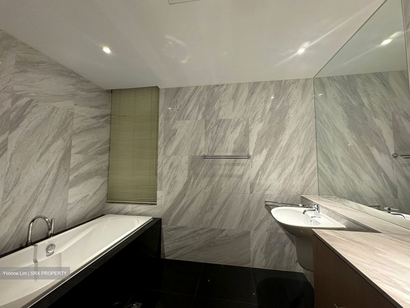 The Colonnade (D10), Condominium #566421451